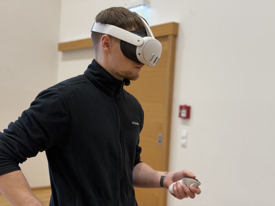 VR in der Sportmittelschule Hartberg © CC BY - Projektteam der SMS Hartberg mit IT Schwerpunkt