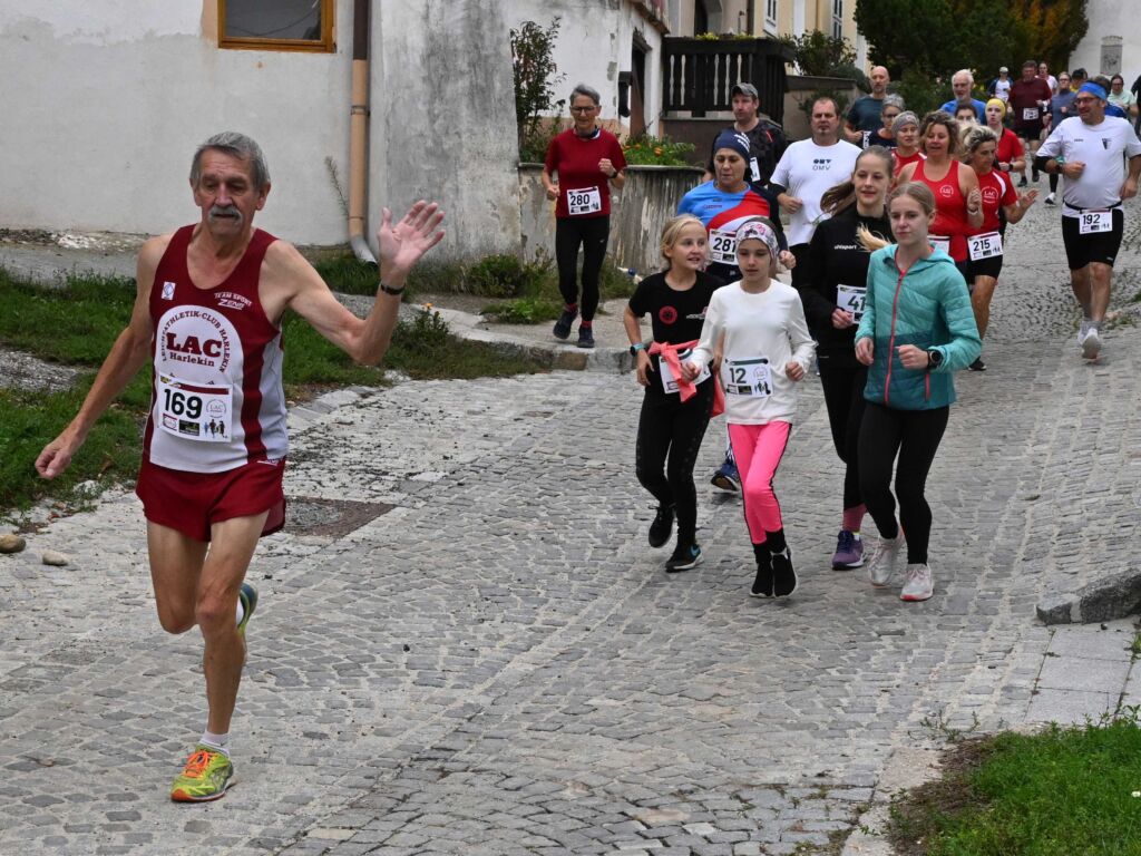 Poysdorfer Winzerlauf 2026 © Newetschny